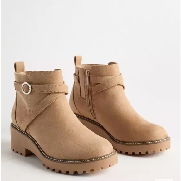 Torrid Buckle wedge boot - Picture 1 of 5